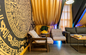 Лофт-зал в стиле Майя 