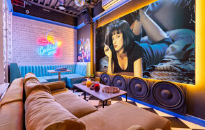 Лофт-зал в стиле криминального фильма