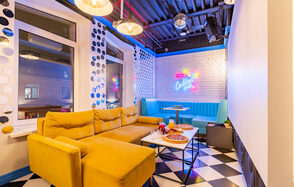 Лофт-зал в стиле криминального фильма