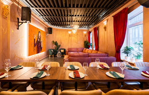 Атмосферный лофт-зал