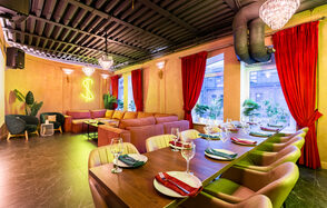 Атмосферный лофт-зал