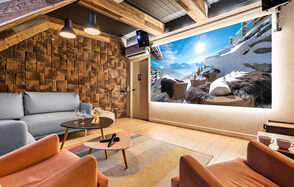 Лофт-зал в стиле горнолыжного курорта