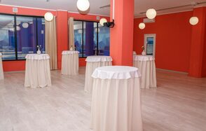 Глинтвейн. Коралловый банкетный зал