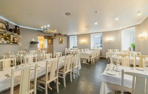 Чайковский. Угловой банкетный зал