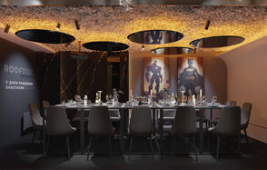 ИглуЛофт. Зал Тёмный рыцарь