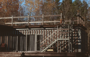 Современный трехкомнатный коттедж