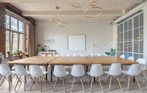 Светлое лофт-пространство с тремя залами