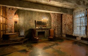 Polygon(Полигон). Зал Апартаменты