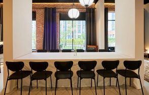 Светлый лофт в стиле минимализм