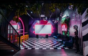 Оушен Драйв. Двухуровневый лофт в стиле диско