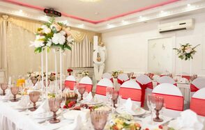 Корсаков. Банкетный зал в нежных тонах