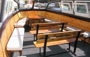 Прогулочный теплоход для мероприятий