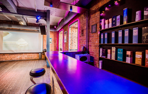 Клубный лофт на набережной в центре Москвы