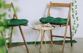 Encanto Studio. Светлая студия с балконом