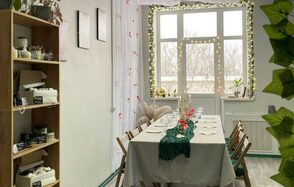 Encanto Studio. Светлая студия с балконом