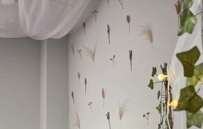 Encanto Studio. Светлая студия с балконом