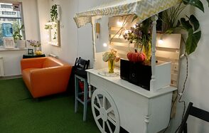 Уютный лофт-зал для мероприятий