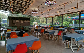 Риони. Банкетный зал с верандой