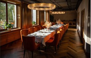 Банкетный зал Угли на втором этаже