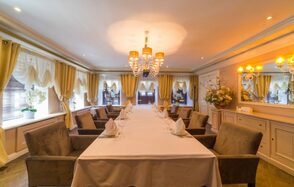 Гусятникоff. Банкетный зал на 18 персон