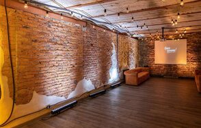 Зал Нью-йорк. Лофт в индустриальном стиле