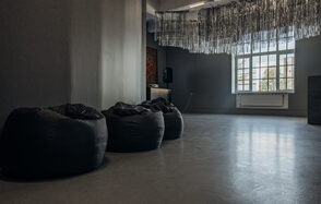 Грей. Лофт со строгим дизайном