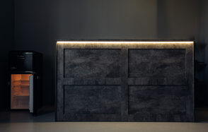 Грей. Лофт со строгим дизайном