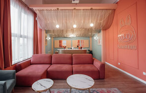 Лабубу. Лофт в розово-лазурном цвете