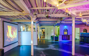 Лофт с террасой на территории Измайловского Вернисажа