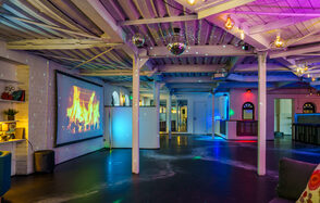 Лофт с террасой на территории Измайловского Вернисажа