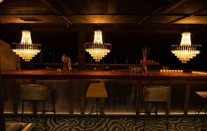 Парадная. Пространство на мансардном этаже