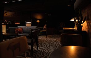 Парадная. Пространство на мансардном этаже