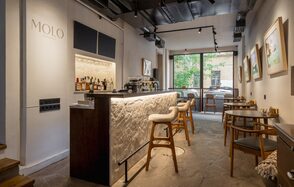 Гастробар в бутик-отеле MOLO 4