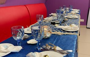 Сказочный город. Ультрафиолетовый зал