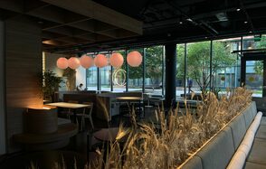 Demi. Банкетный зал с панорамными окнами