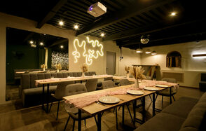 Maybe Loft(Может быть Лофт). Зал Olive(Оливка)