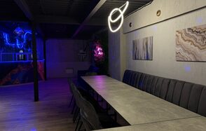 Maybe Loft. Зал Jungle