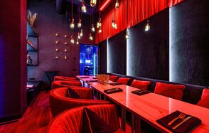 Tunes (Мелодии). Ресторан и лаунж-бар с караоке 