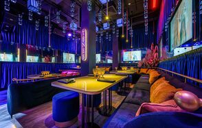 Tunes (Мелодии). Ресторан и лаунж-бар с караоке 