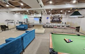 Караоке-лофт с бильярдом