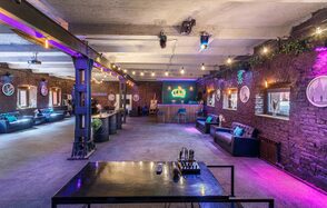 Исторический лофт эпохи Российской Империи с летней верандой