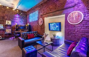 Исторический лофт эпохи Российской Империи с летней верандой