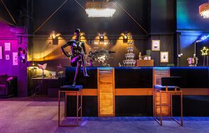 Панорамный лофт с выходом на крышу