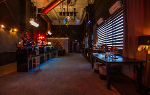 Панорамный лофт с выходом на крышу