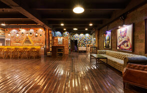 Стильный лофт с верандой