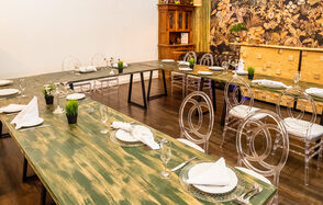 Лофт для вечеринок с коктейльным баром 