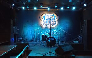 Pulse Club(Клуб Пульс). Концертная площадка с оборудованием