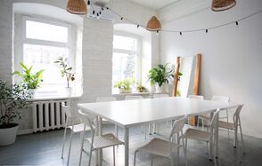  Креативный дом От ума. Светлая студия