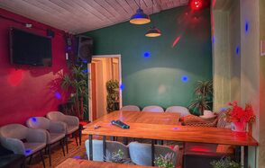 Loft with color music, make noise around the clock!