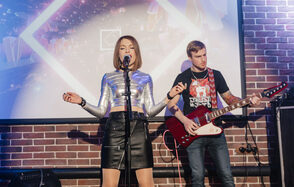 Лофт Комод. Уютный лофт со сценой, караоке и барбекю